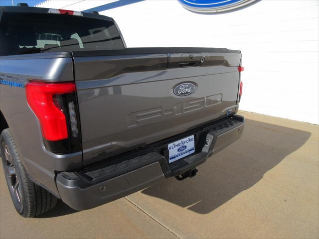 new 2025 Ford F-150 Lightning car