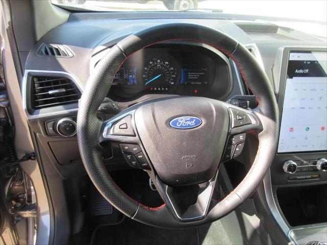 used 2024 Ford Edge car, priced at $37,900