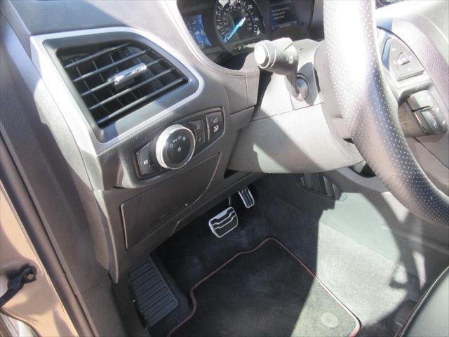used 2024 Ford Edge car, priced at $37,900