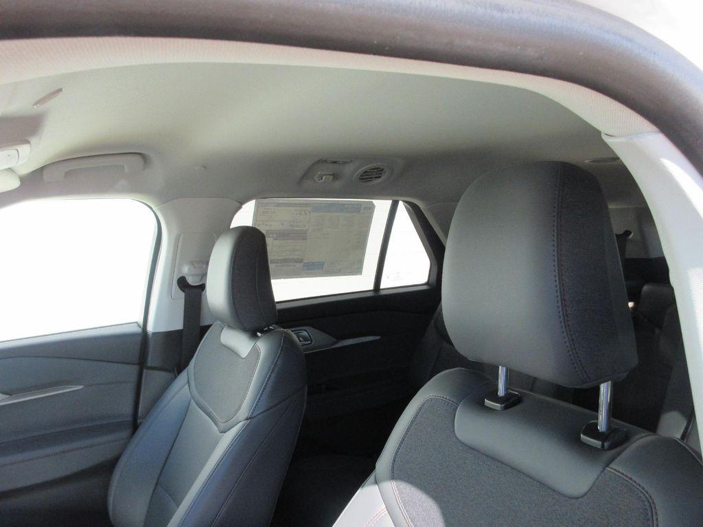 new 2025 Ford Explorer car