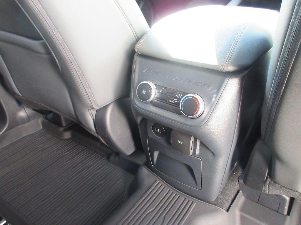 new 2025 Ford Explorer car