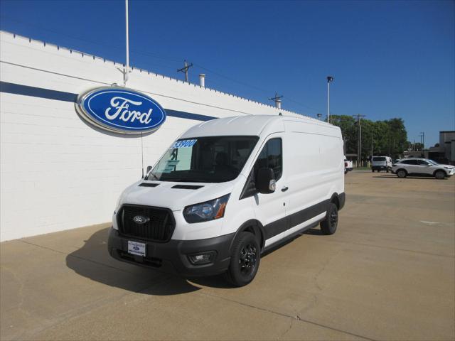 new 2025 Ford Transit-150 car