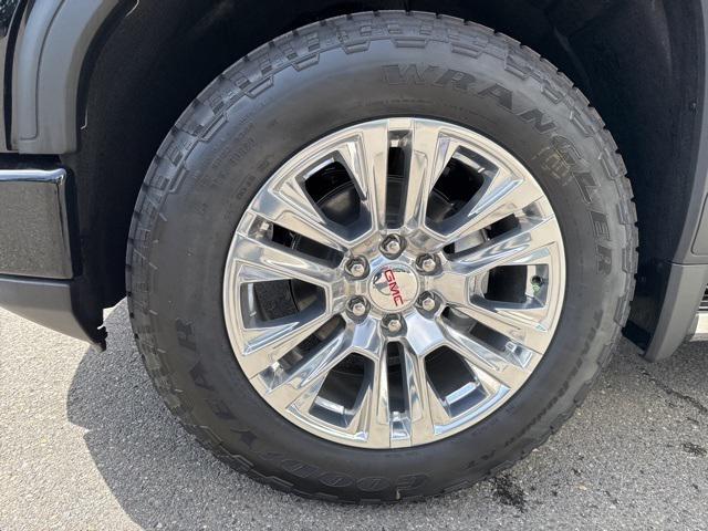 new 2025 GMC Sierra 1500 car, priced at $70,755