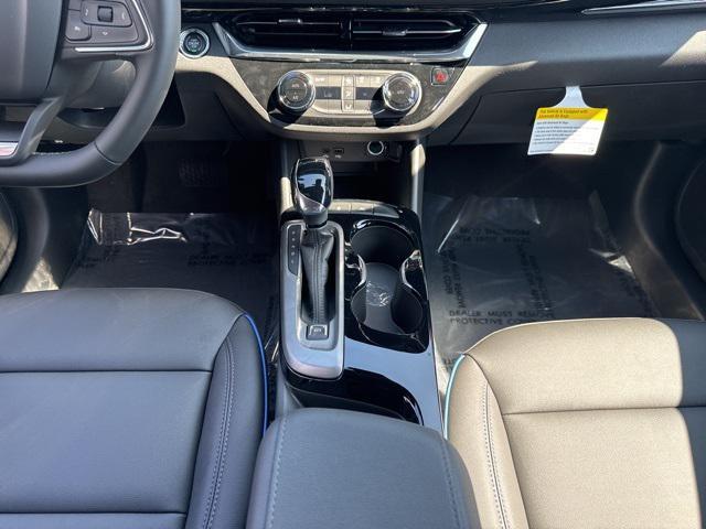 new 2025 Buick Envista car, priced at $28,480