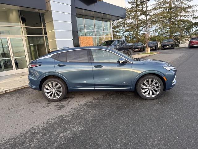 new 2025 Buick Envista car, priced at $31,285