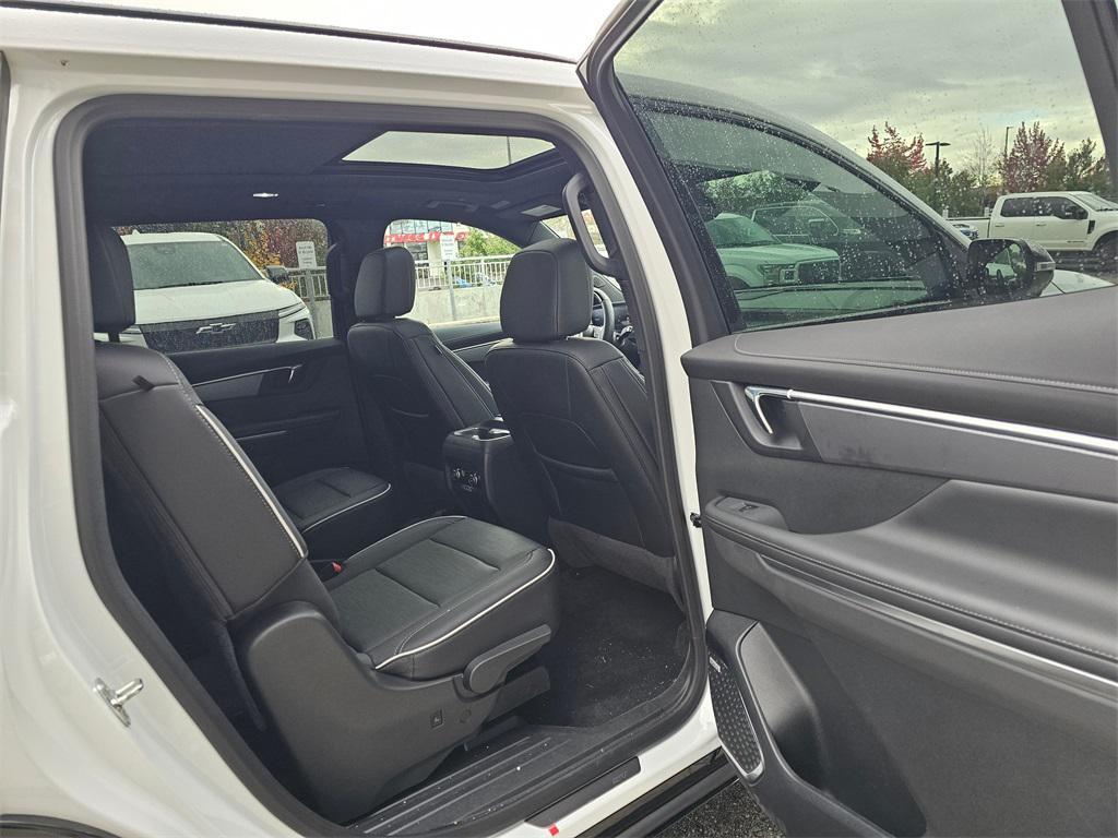 used 2025 Buick Enclave car, priced at $50,484