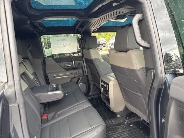 new 2025 GMC HUMMER EV Pickup car, priced at $92,999