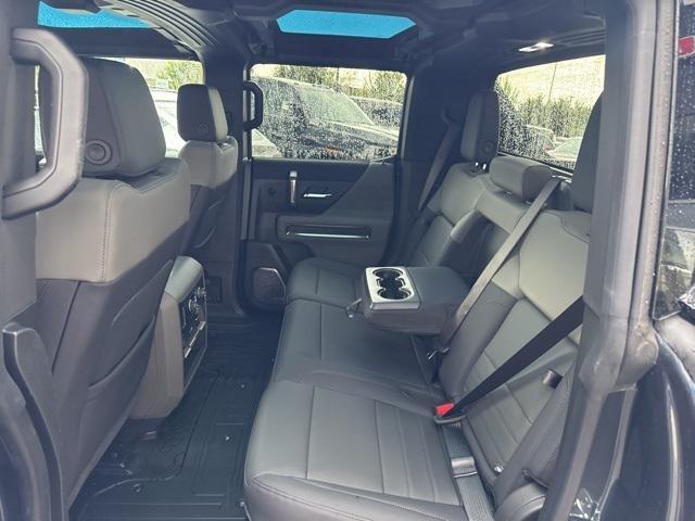 new 2025 GMC HUMMER EV Pickup car, priced at $92,999