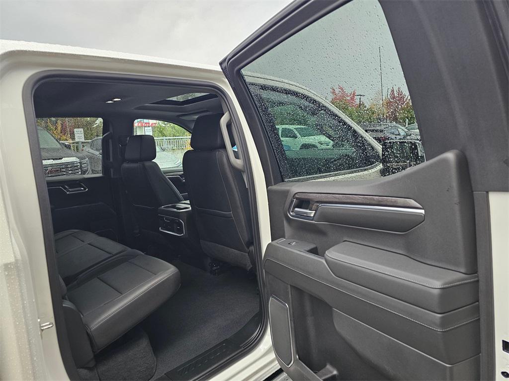 used 2022 Chevrolet Silverado 1500 car, priced at $38,995