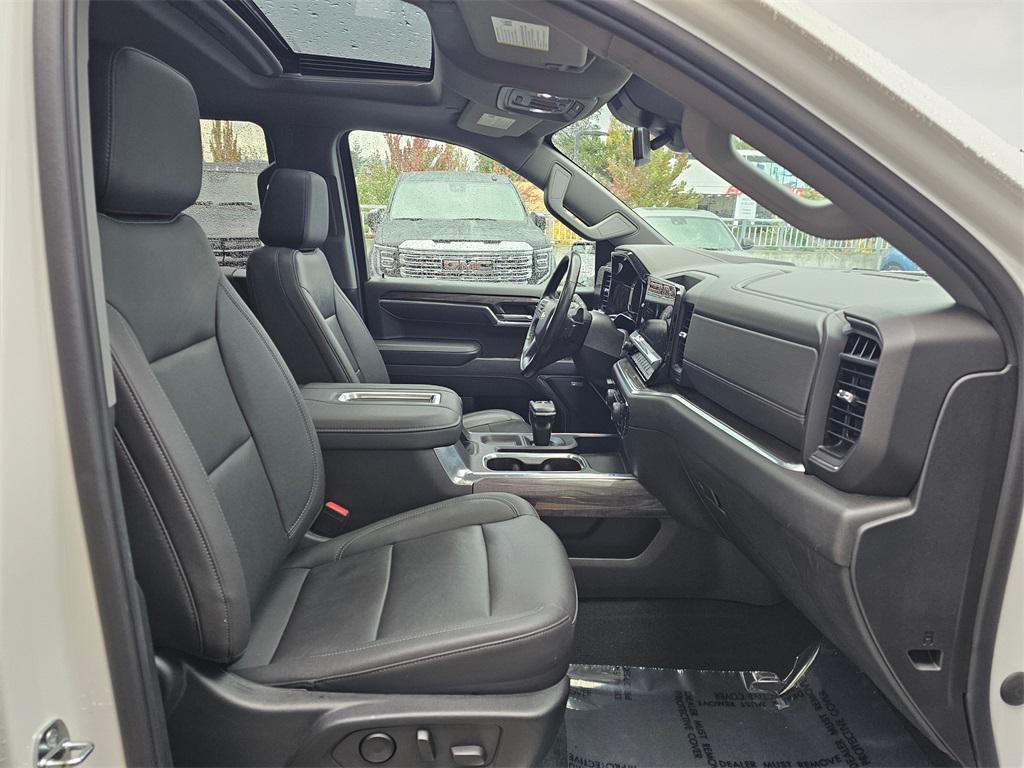 used 2022 Chevrolet Silverado 1500 car, priced at $38,995