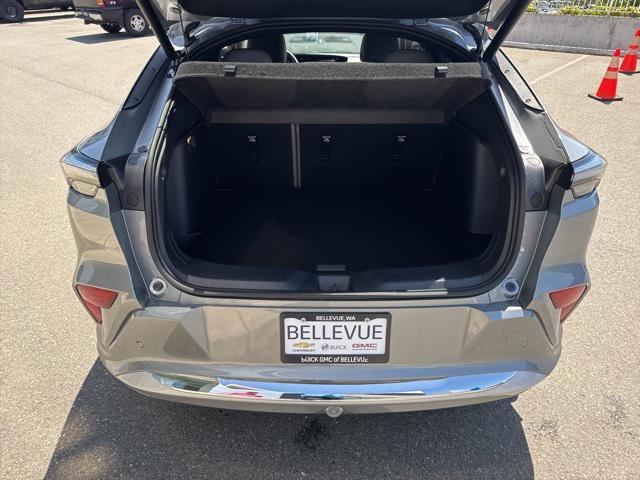 new 2025 Buick Envista car, priced at $31,085