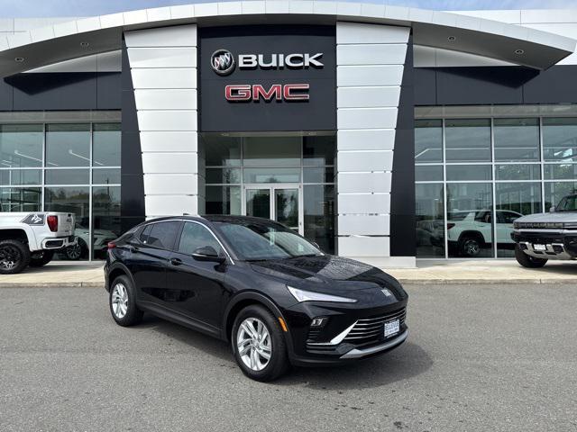 new 2025 Buick Envista car, priced at $27,125