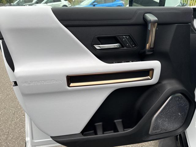 used 2024 GMC HUMMER EV SUV car, priced at $78,000