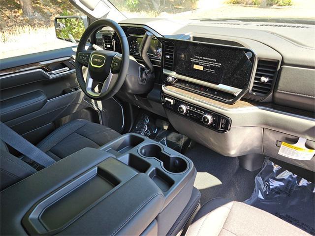 new 2025 GMC Sierra 1500 car, priced at $47,183