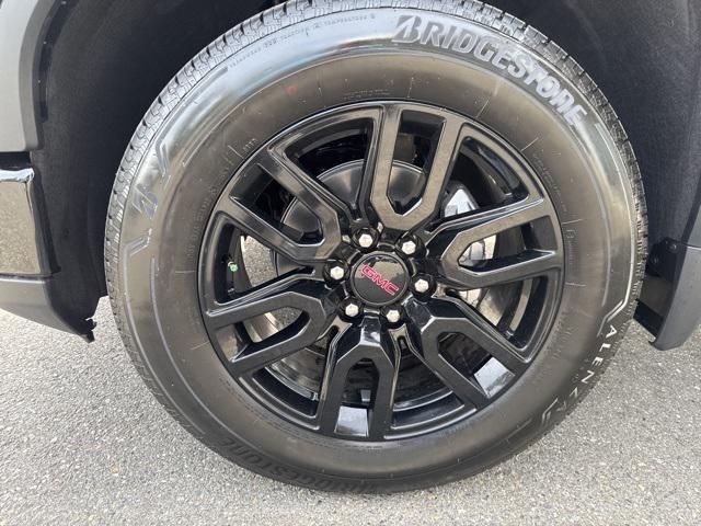new 2025 GMC Sierra 1500 car, priced at $53,540