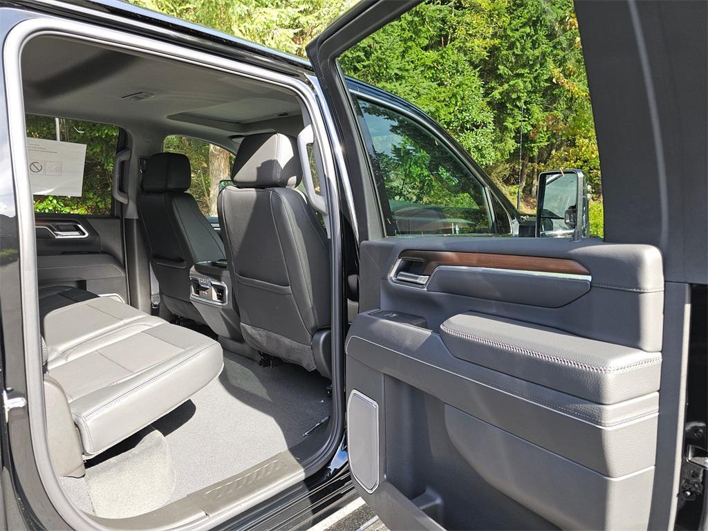 new 2025 GMC Sierra 3500 car, priced at $87,250