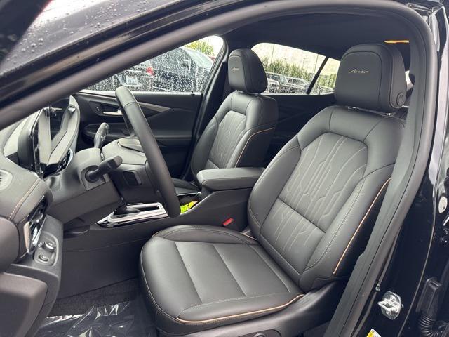 new 2025 Buick Envista car, priced at $30,835