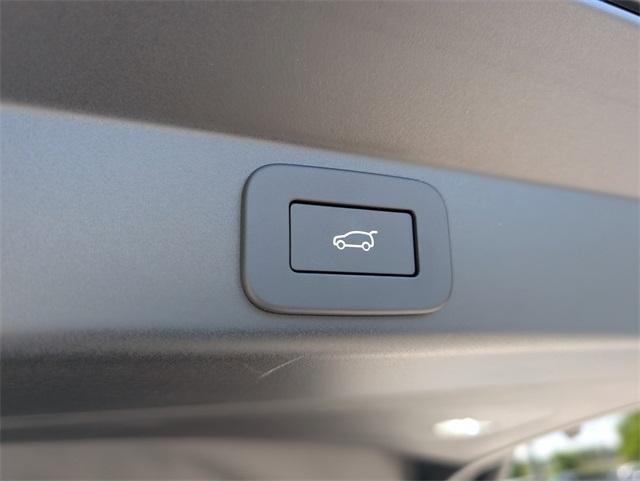 new 2025 Land Rover Range Rover Sport car, priced at $88,370