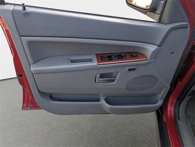 used 2006 Jeep Grand Cherokee car, priced at $4,990