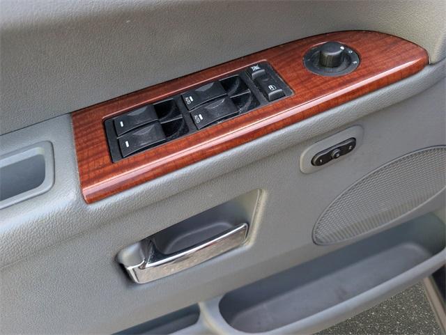 used 2006 Jeep Grand Cherokee car, priced at $4,990