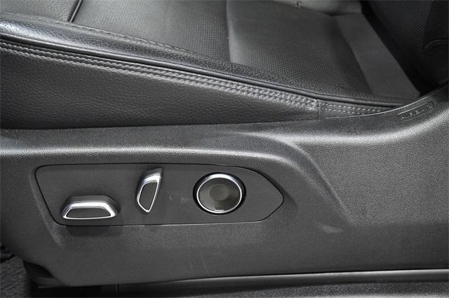 used 2024 GMC Yukon XL car, priced at $77,990