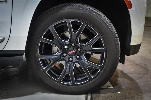 used 2024 GMC Yukon XL car, priced at $77,990