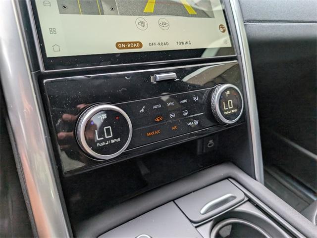 new 2025 Land Rover Discovery car, priced at $68,713
