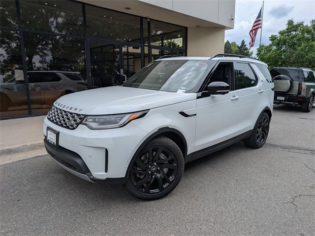new 2025 Land Rover Discovery car, priced at $68,713