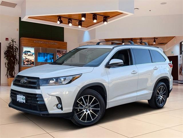 used 2018 Toyota Highlander car, priced at $26,920