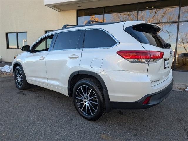 used 2018 Toyota Highlander car, priced at $26,920