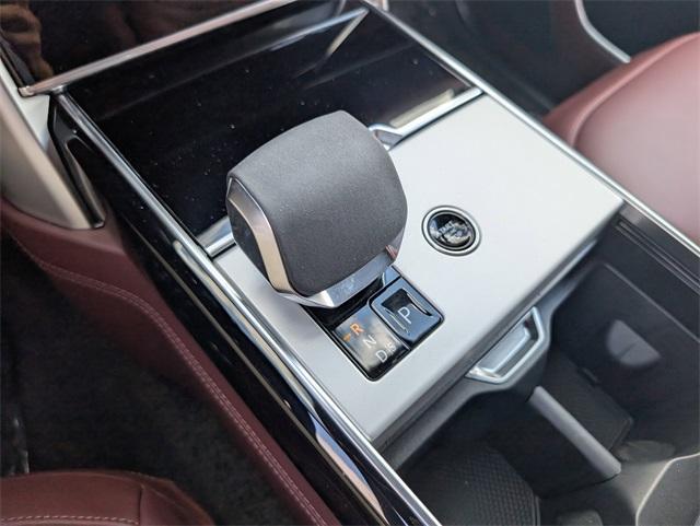 new 2025 Land Rover Range Rover car