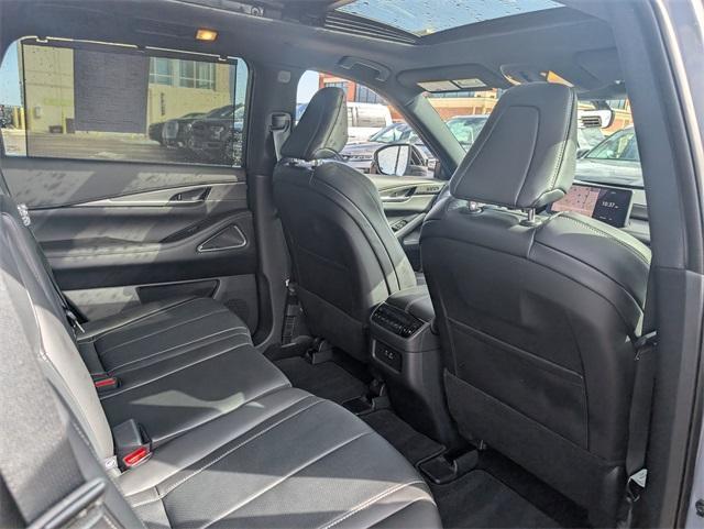 used 2025 INFINITI QX60 car, priced at $50,370