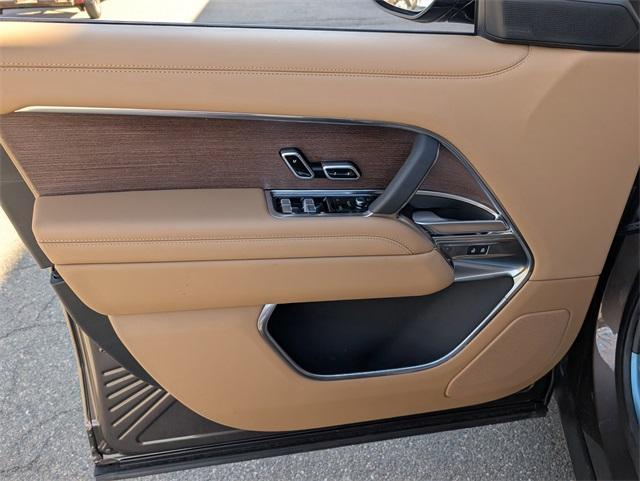 new 2025 Land Rover Range Rover car, priced at $154,215