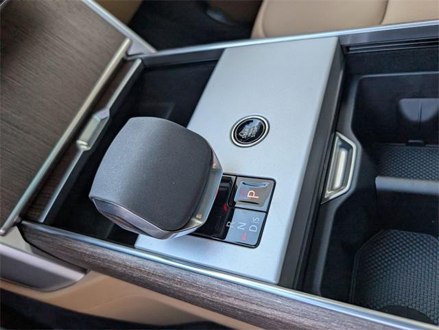 new 2025 Land Rover Range Rover car, priced at $154,215