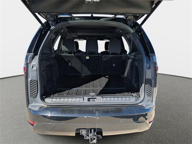 used 2022 Land Rover Discovery car, priced at $32,790