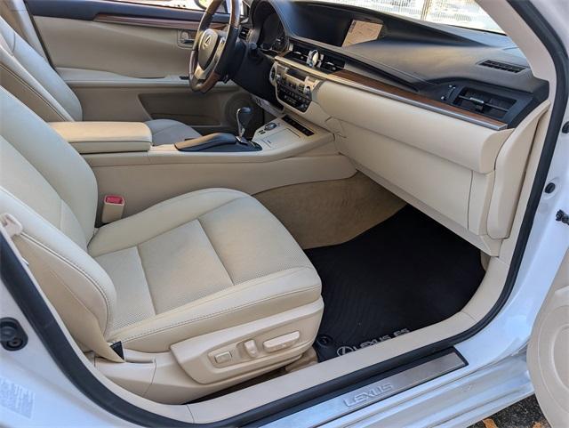 used 2014 Lexus ES 300h car, priced at $16,220