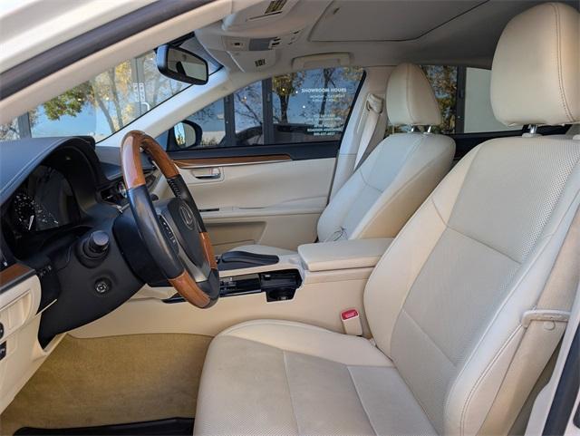 used 2014 Lexus ES 300h car, priced at $16,220