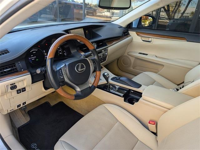 used 2014 Lexus ES 300h car, priced at $16,220