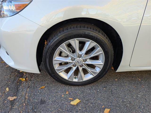 used 2014 Lexus ES 300h car, priced at $16,220