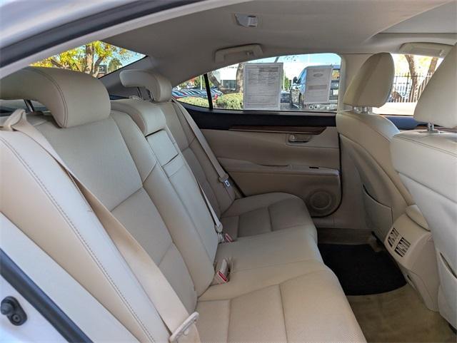 used 2014 Lexus ES 300h car, priced at $16,220