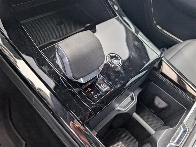 new 2025 Land Rover Range Rover Sport car, priced at $93,850