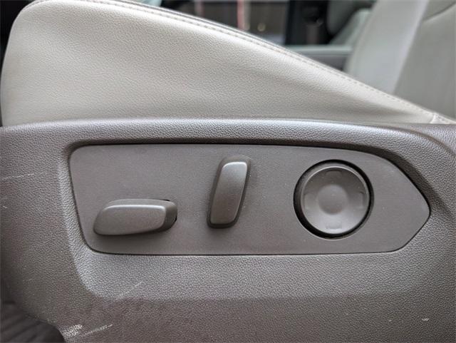 used 2021 GMC Yukon XL car, priced at $37,490