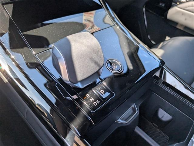 new 2025 Land Rover Range Rover Sport car, priced at $102,220