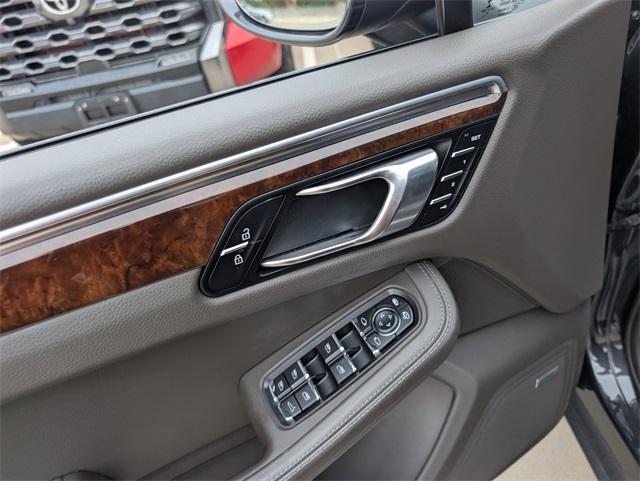 used 2020 Porsche Macan car, priced at $29,840