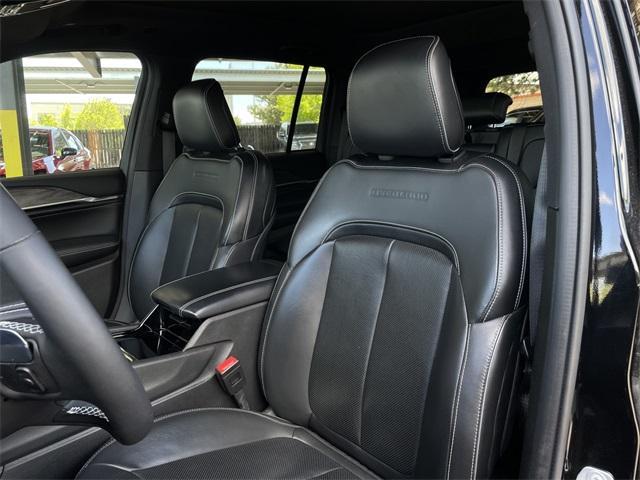 used 2023 Jeep Grand Cherokee car, priced at $37,770