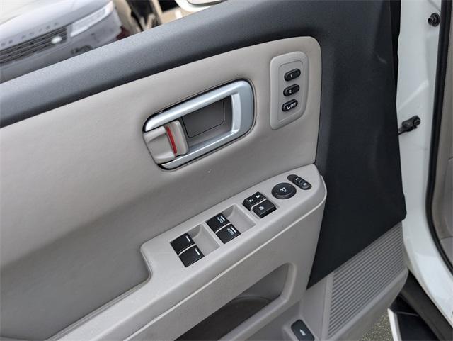 used 2009 Honda Pilot car, priced at $6,490