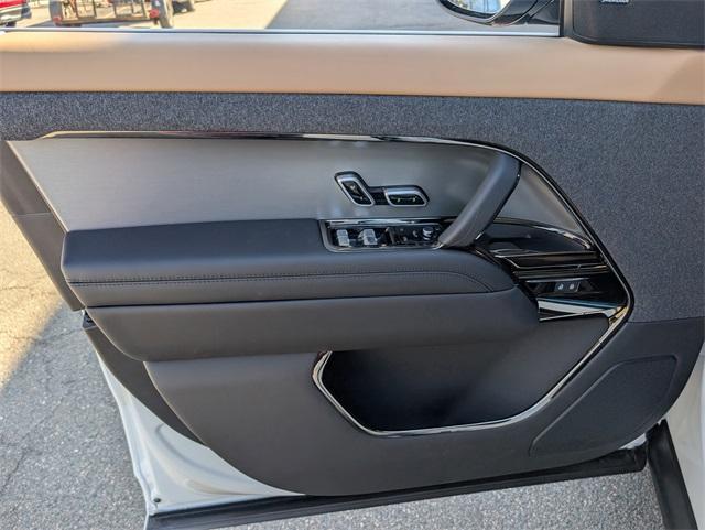 new 2025 Land Rover Range Rover Sport car, priced at $115,000
