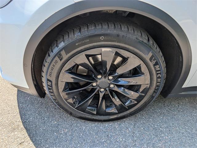 used 2021 Tesla Model X car, priced at $37,900