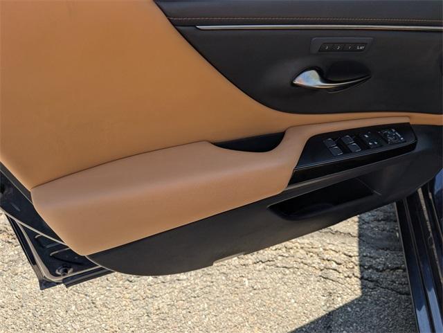used 2022 Lexus ES 350 car, priced at $29,997
