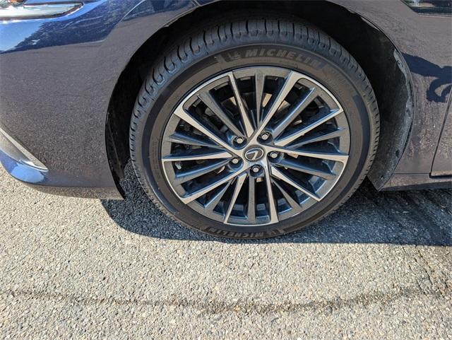 used 2022 Lexus ES 350 car, priced at $29,997